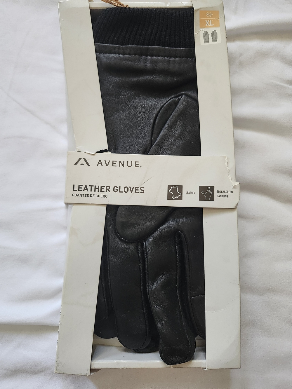 Avenue Black Leather Touchscreen-Compatible Men’s Gloves
